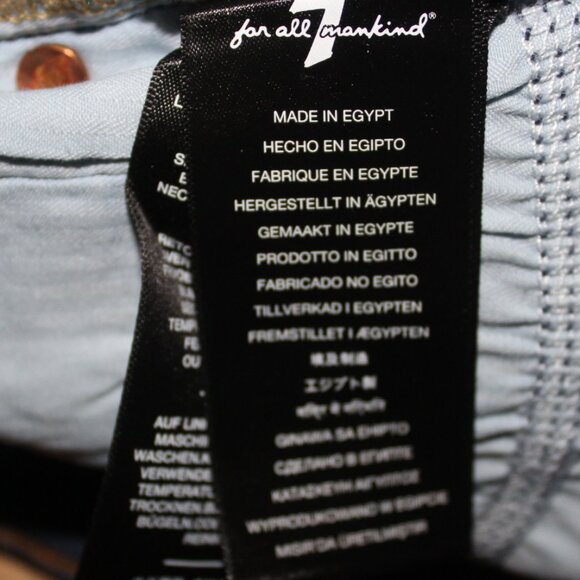 7 For All Mankind Button Fly Josefina Jeans (989) - Picture 9 of 11